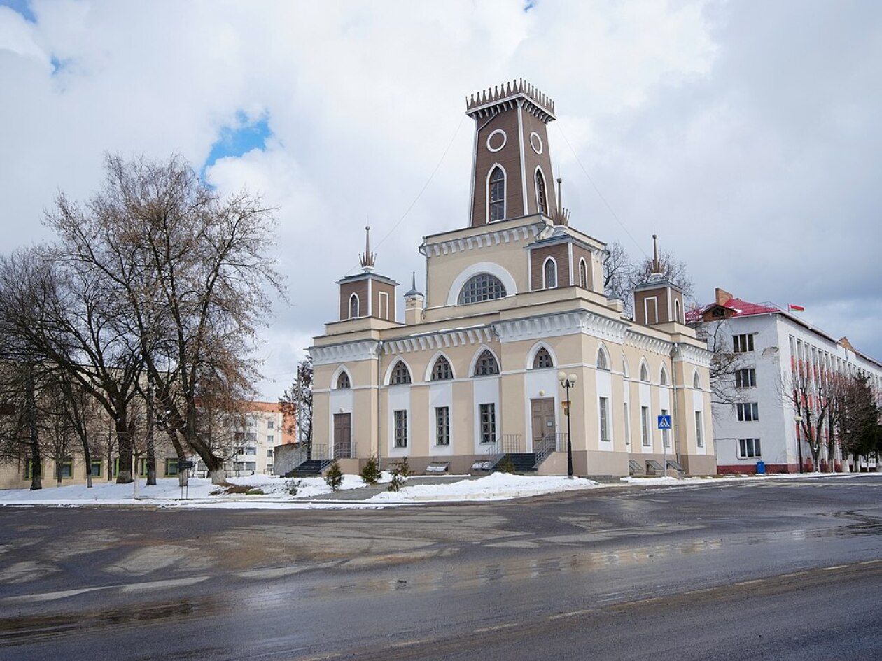 Ратуша чечерск фото