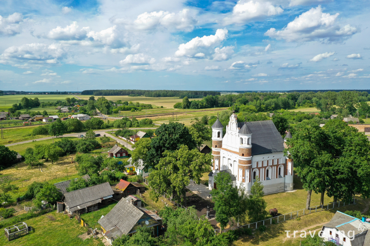 Мурованка Церковь Рождества Богородицы