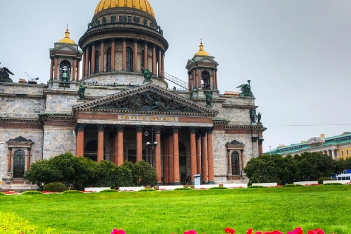 Тур в Санкт-Петербург с посещением Карелии и Царского села last