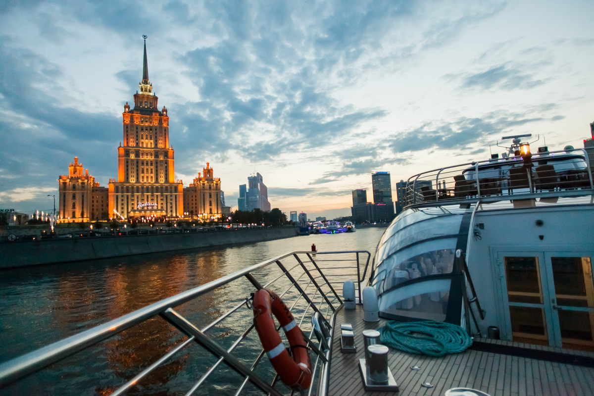 Ж/Д Тур в МОСКВУ от Туроператора с комфортом - плацкарт в ОБЕ стороны!  2