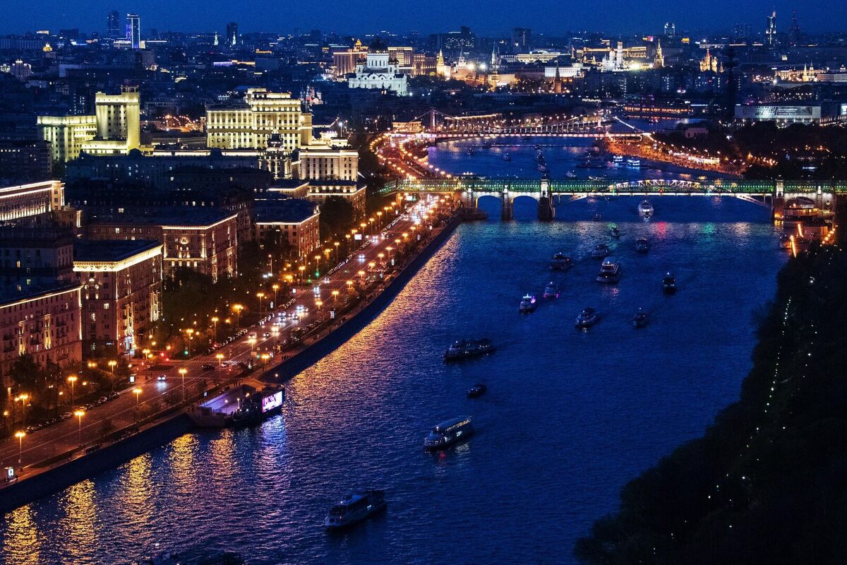 Тур в МОСКВУ на Поезде с комфортом - плацкарт в ОБЕ стороны! от Туроператора  1