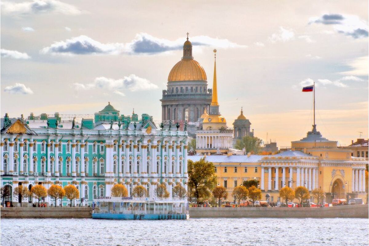 Экскурсионный тур в ПИТЕР на Ж/Д от надежного Туроператора. Отель 4* в Центре 0