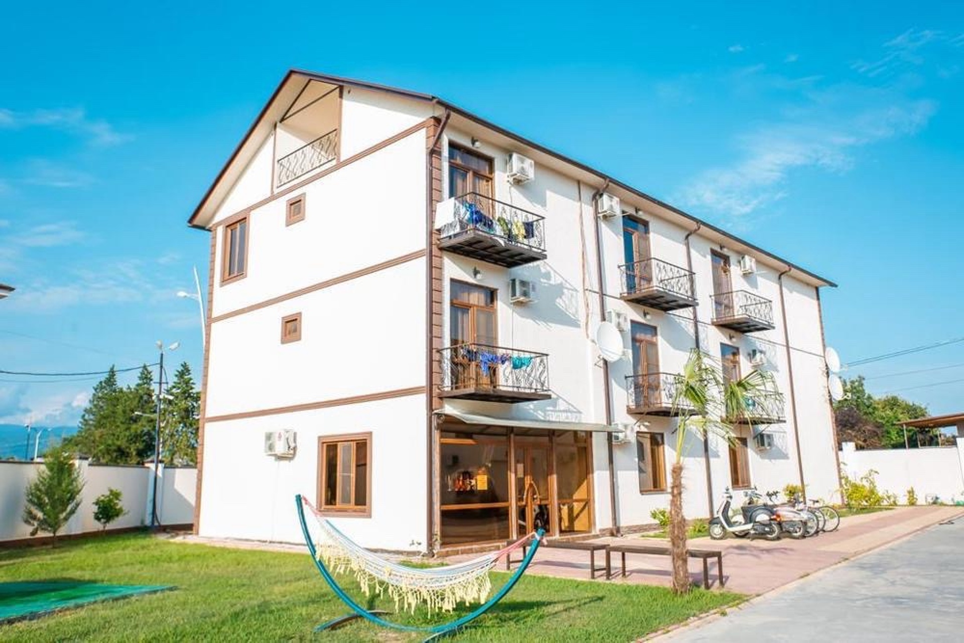 Абхазия, Сухум! Отельный комплекс AKUA RESORT&VILLAS!  Большой БАССЕЙН и ресторан на территории 6