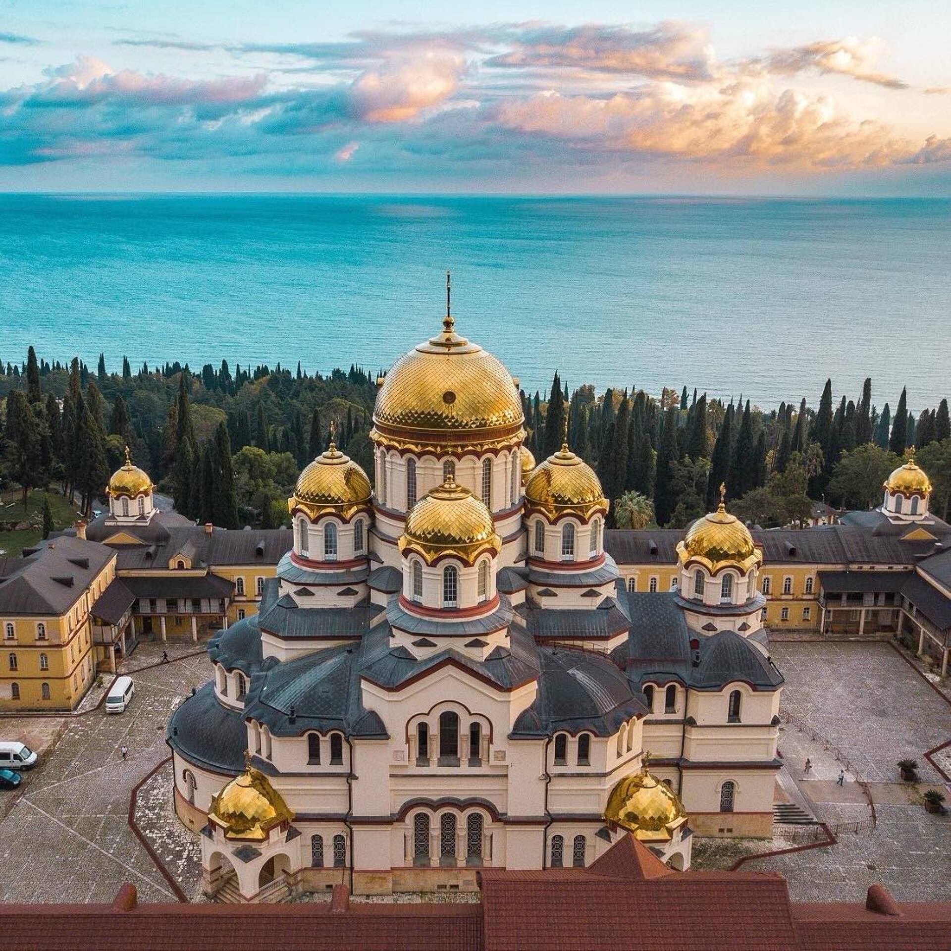 Гагра! Отель «Anna-Saria» 2* - 70 метров от моря! Питание ШВЕДСКИЙ СТОЛ включено! Суперцены детям! 3