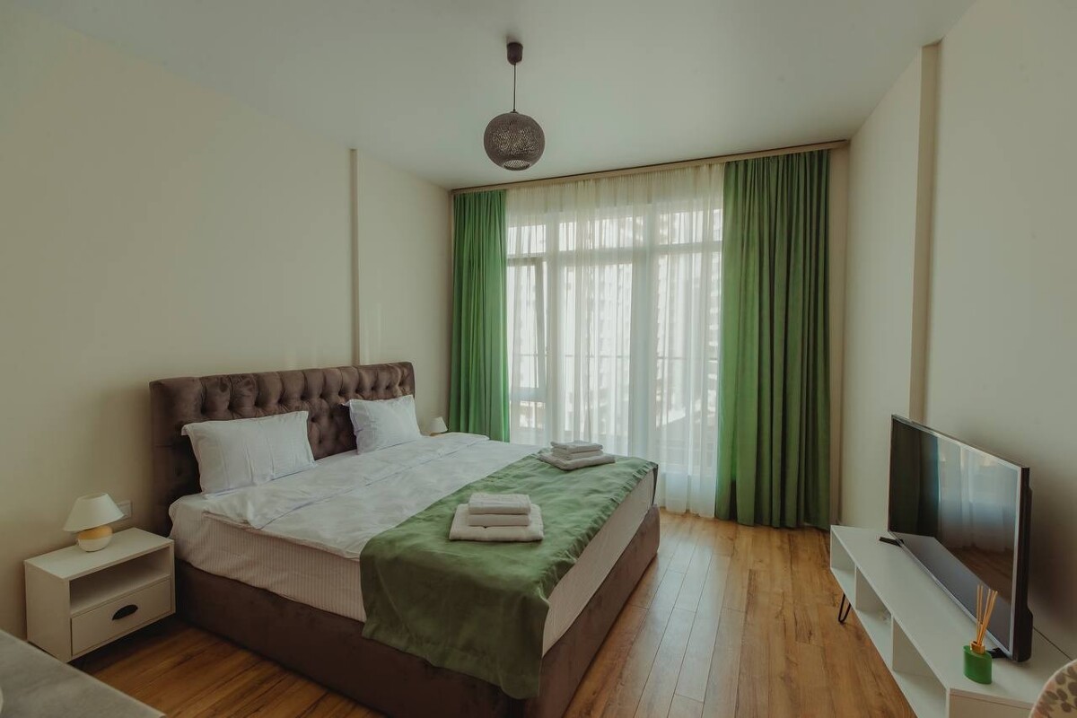 Романтический авиатур тур в Грузию с отдыхом на море. White Sails Residential Batumi 4*  1