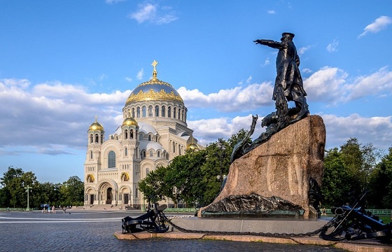 Классический тур в Питер + Карелия на 3 дня