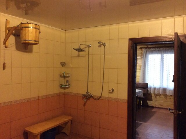 Банька у рыбаря