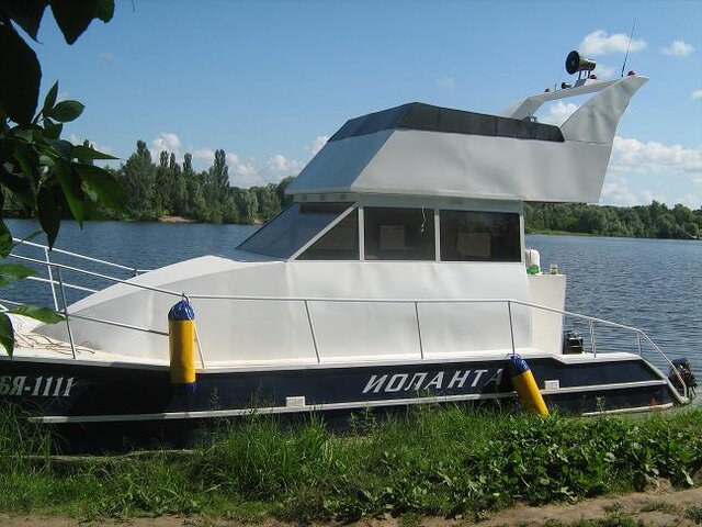 На воде