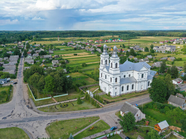 Костел Святого апостола Андрея в Лынтупах