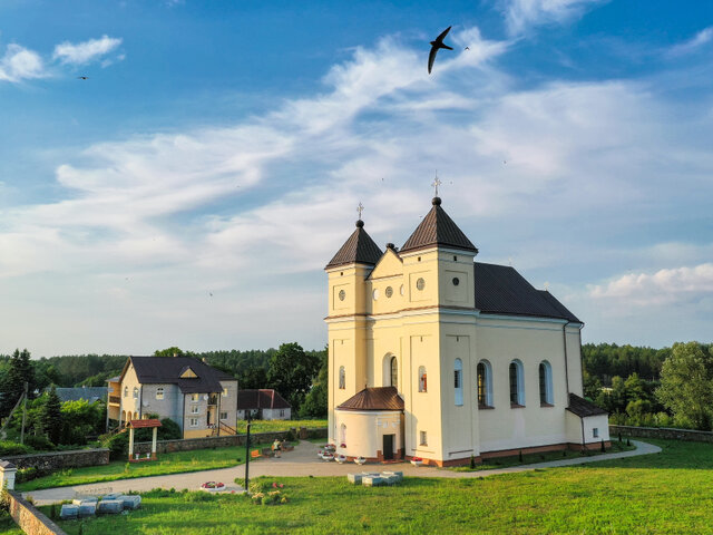 Костел Святого Михаила Архангела в Михалишках photo 1