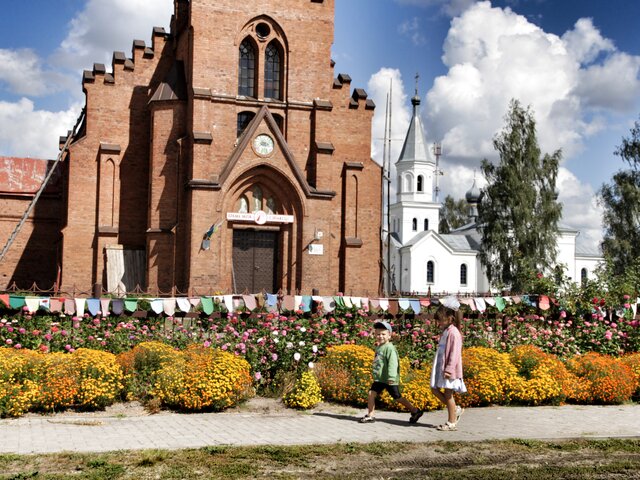 Петропавловский костел в Логишине photo 0
