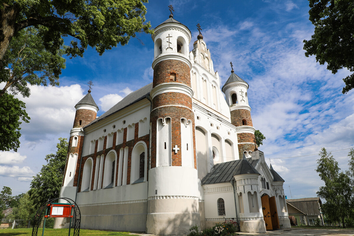 Церковь Рождества Богородицы в Мурованке