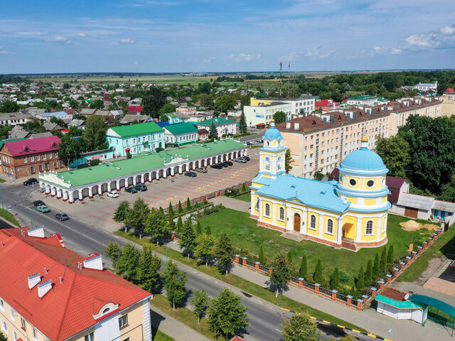 Торговые ряды в Пружанах («Белые лавки»)