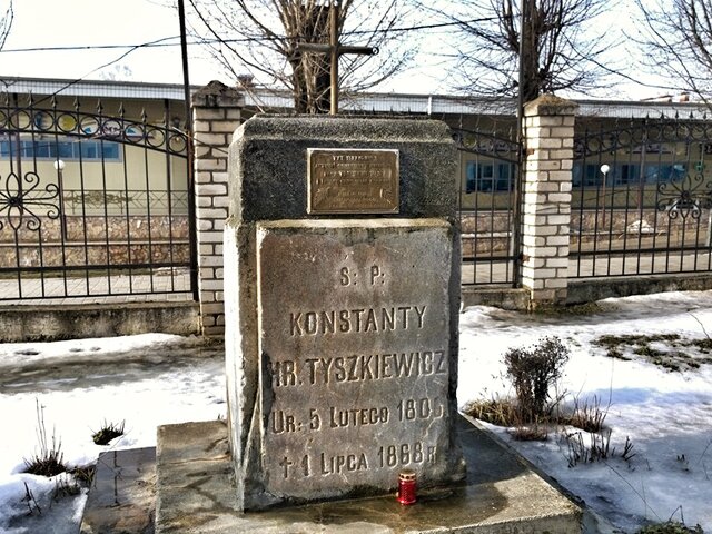 Костел Святого Казимира в Логойске photo 2