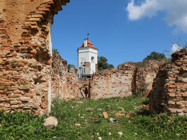 Замок Сапег в Гольшанах photo 0