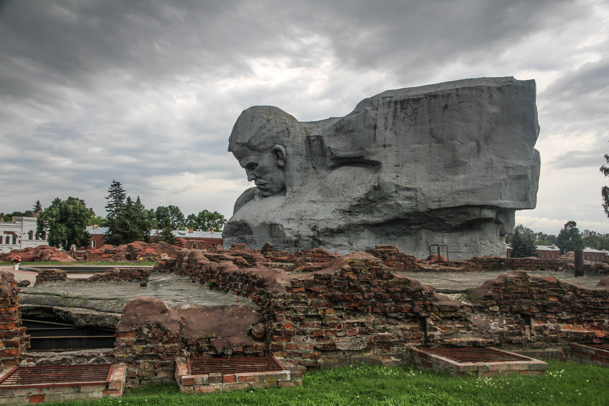 Брестская крепость