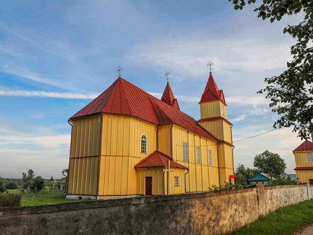 Костел Рождества Девы Марии в Дудах photo 3