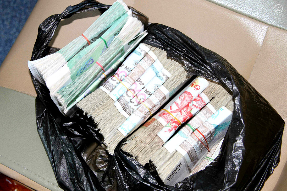 Обмен валюты в Узбекистане