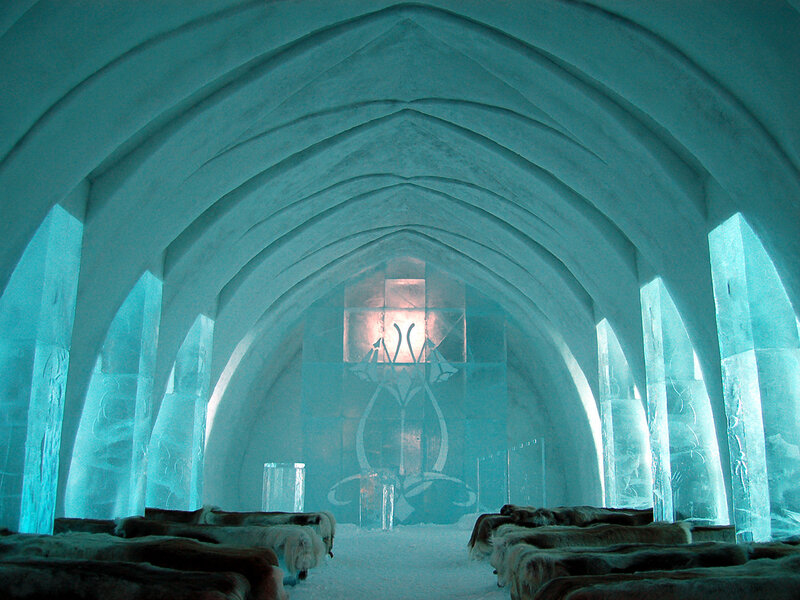 Ice Hotel: освежающий отдых в самом большом ледяном отеле мира
