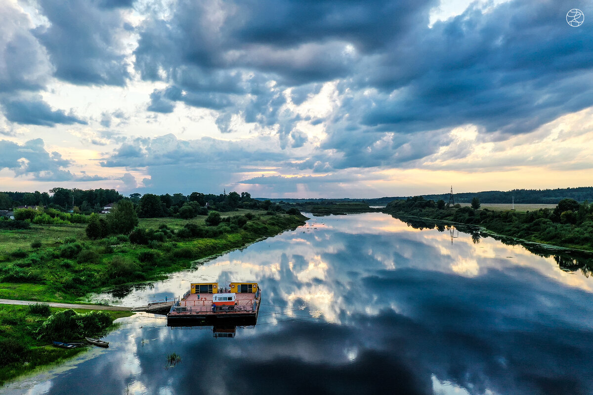Паромная переправа в Дисне