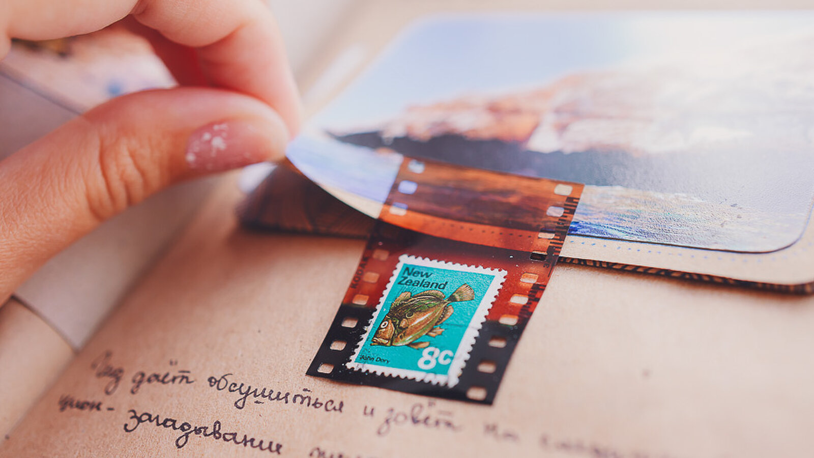 Необычный альбом для хранения впечатлений из отпуска от фотографа