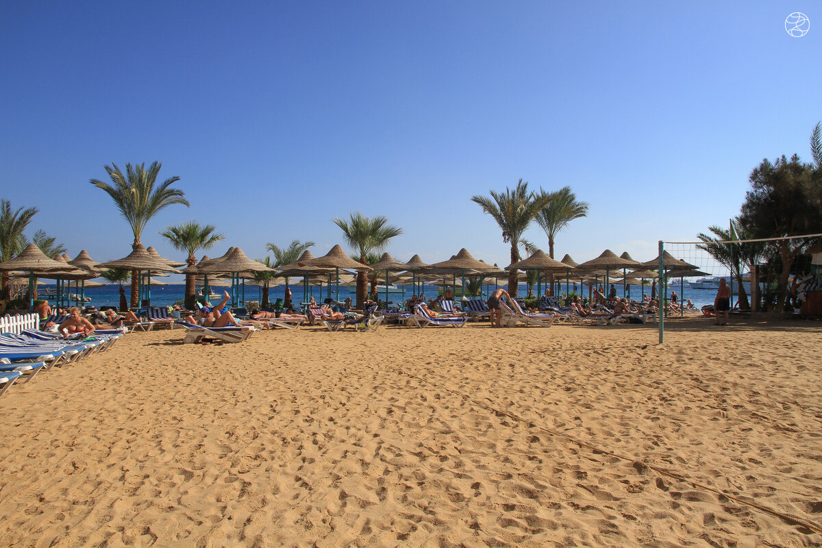 Пляж отеля Bella Vista 4*