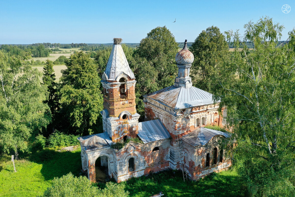 Покровская церковь в Мартиново