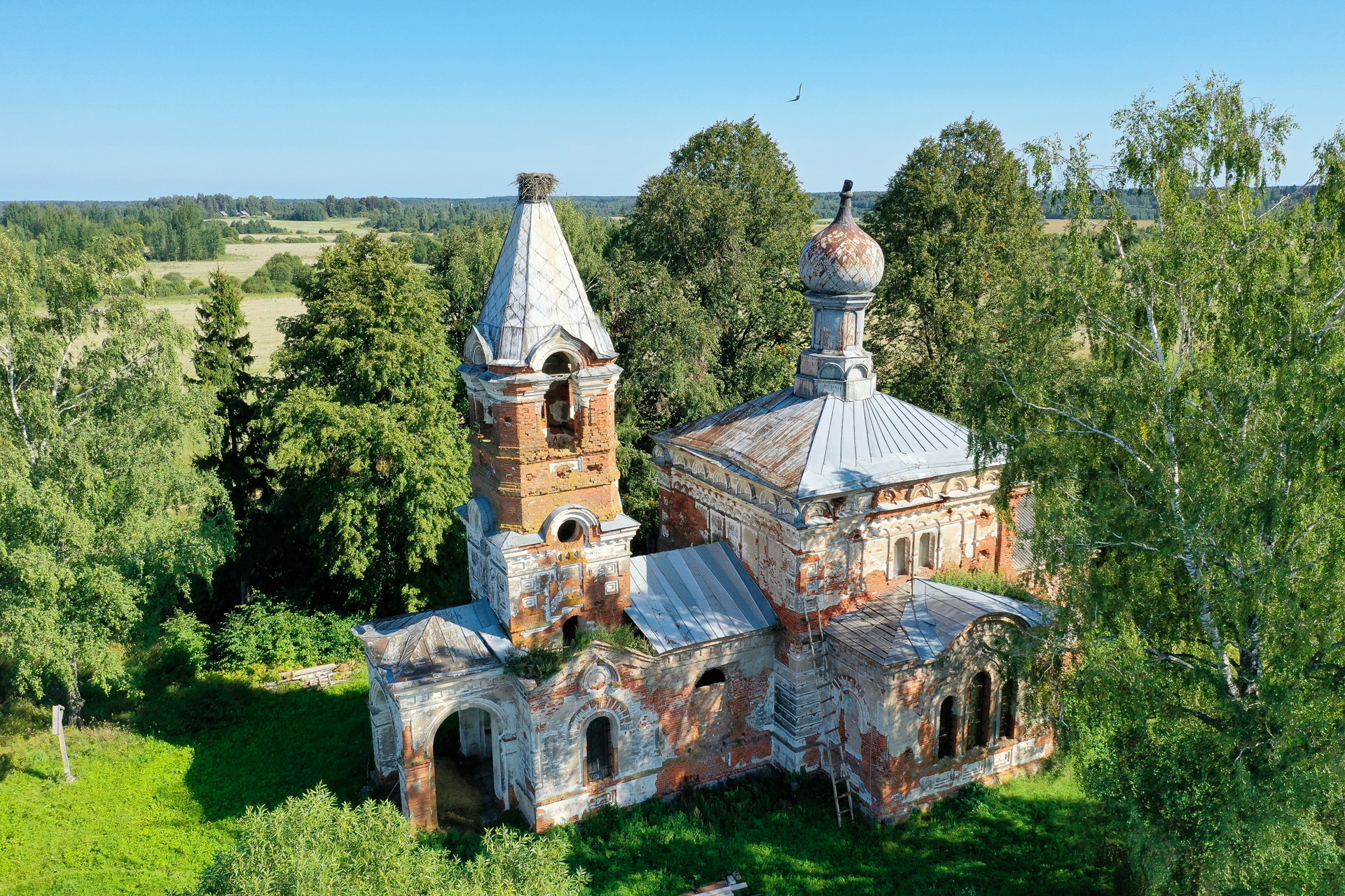 Покровская церковь в Мартиново