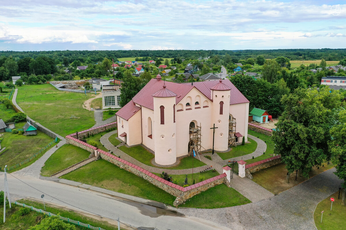 Костел Святого Иоанна Крестителя в Камаях