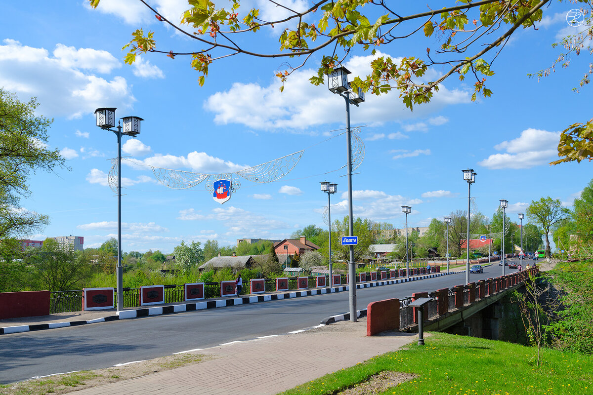 Красный мост