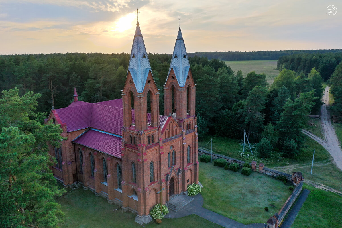 Костел Богоматери в Нестанишках