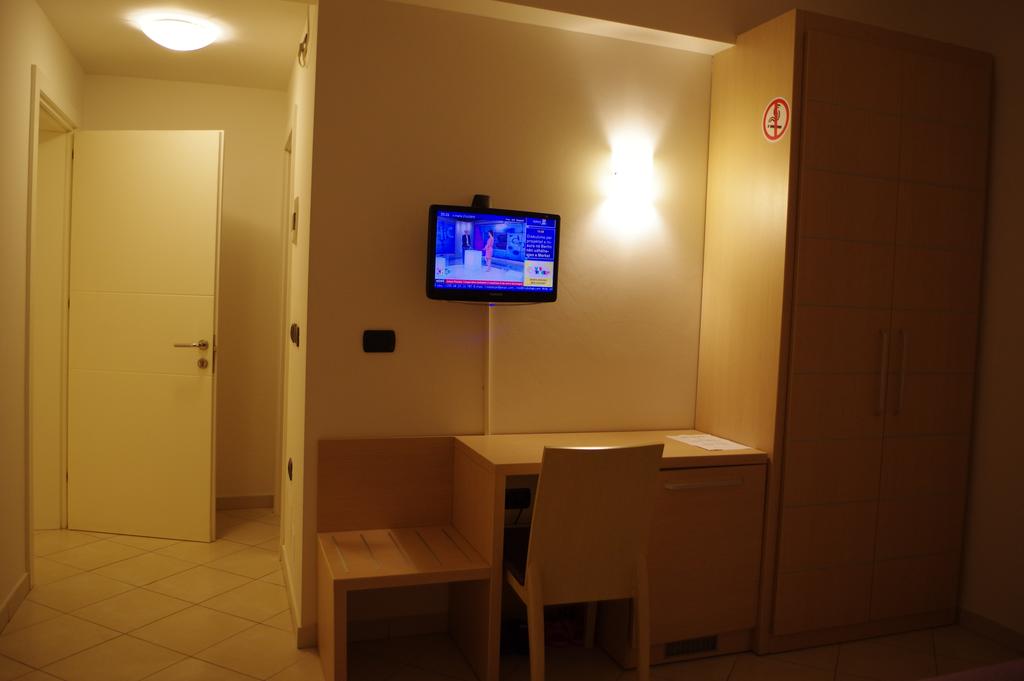 Hotel Lux Vlore 3*, фото 3