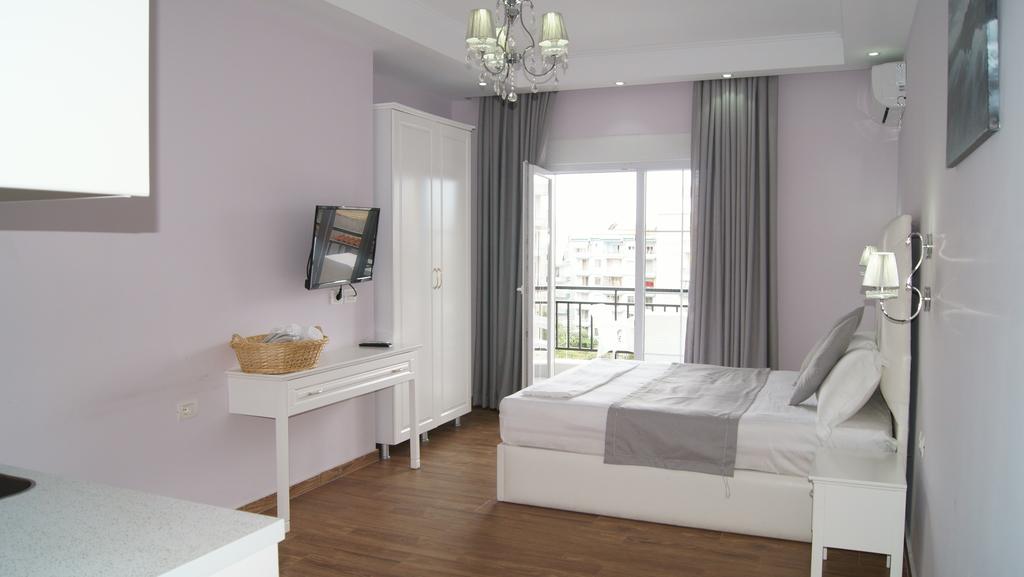 Flower Residence 4*