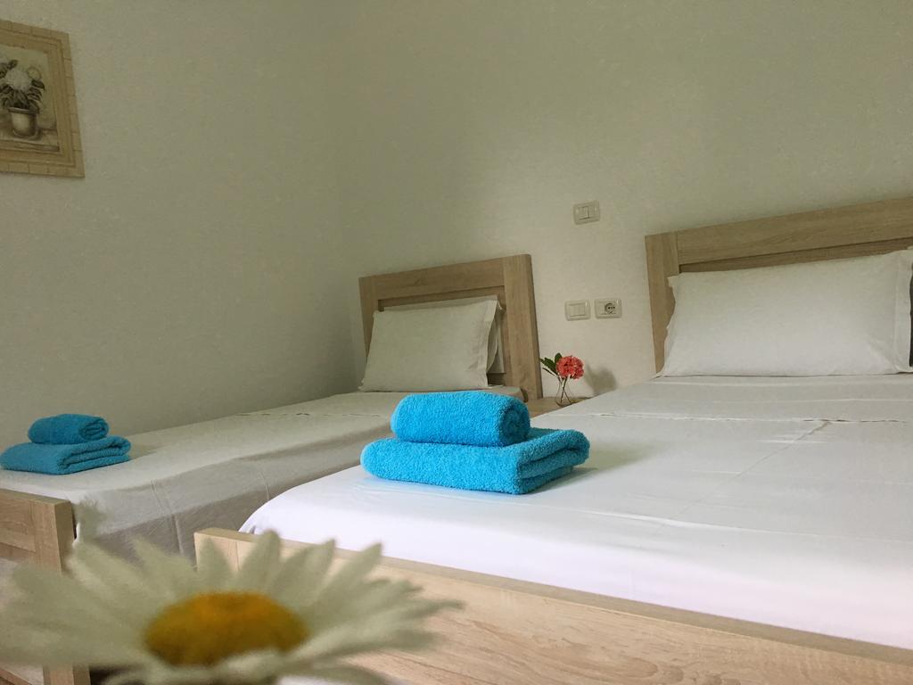 Villa White 3*