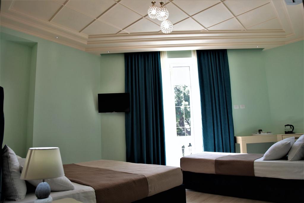 Hotel Veliera 3*