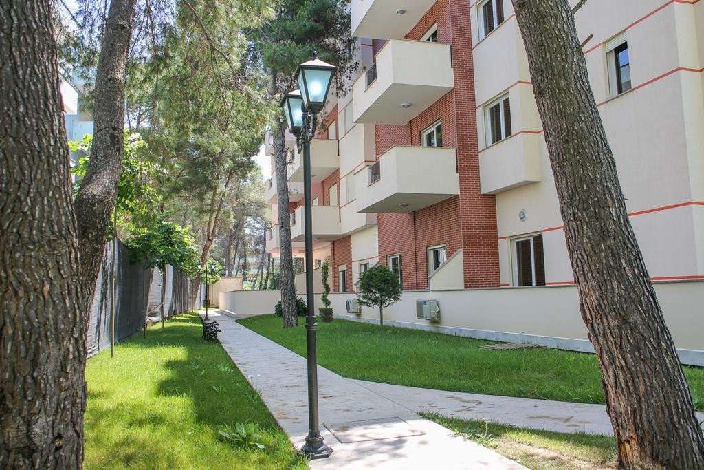 ALER Luxury Apartments Durres 4*