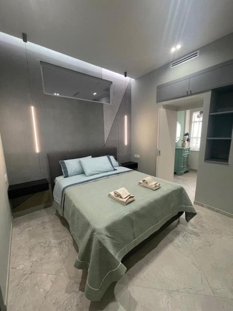 Domus Sessoriana 3*