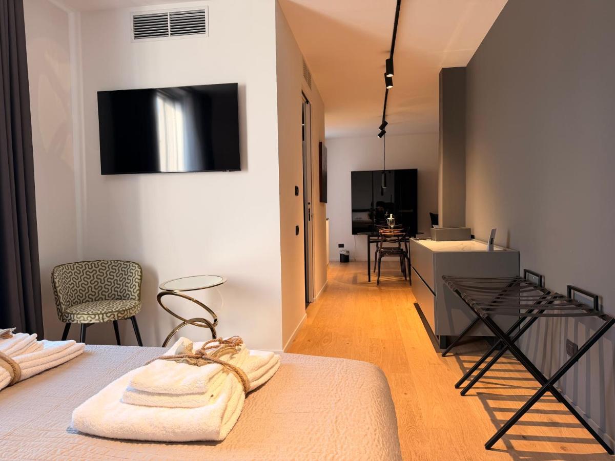 Mascagni Luxury Rooms and Suites 4*, фото 10