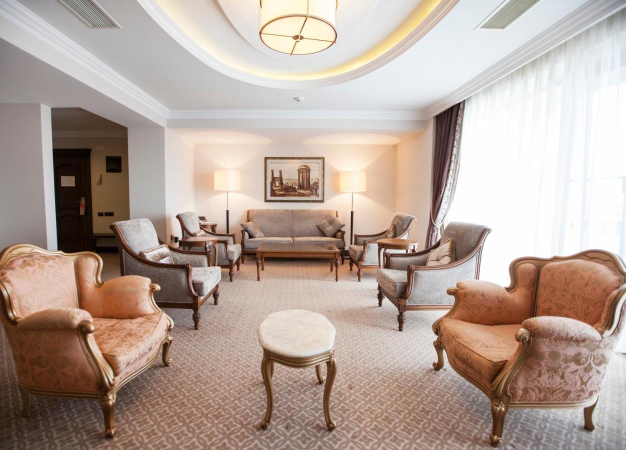 Chinar Hotel & Spa Naftalan 5*