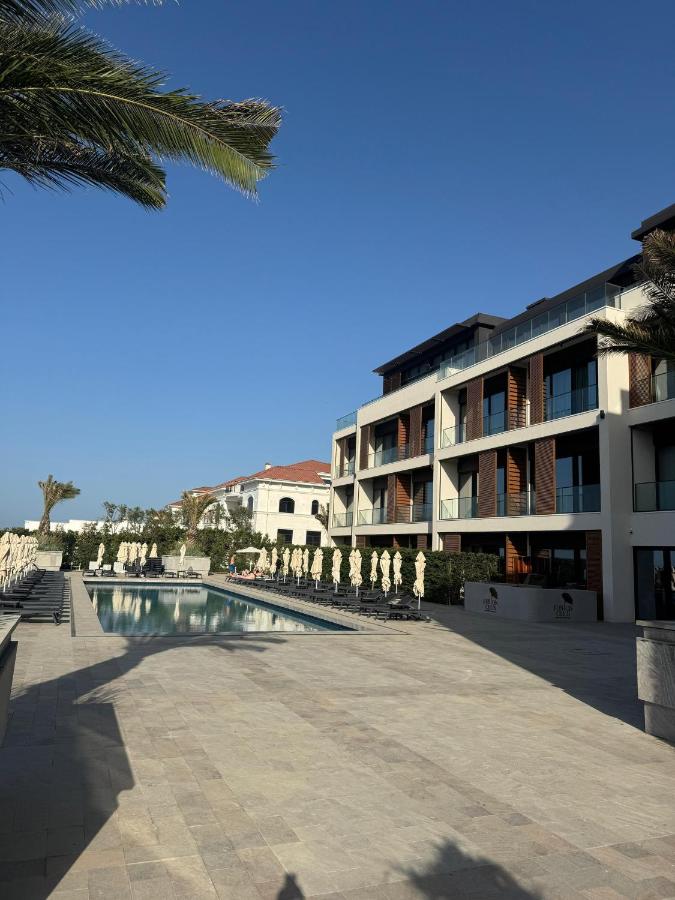 White Residences (Sea Breeze Complex), фото 3