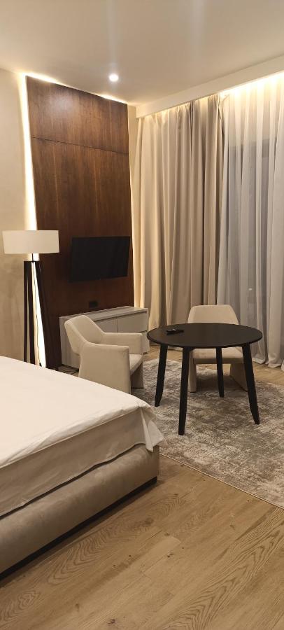 White Residences (Sea Breeze Complex), фото 7
