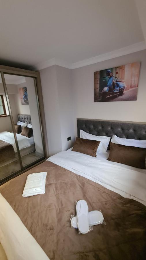 Marriott Boulevard/Boutique 19 Hotel/Hyatt Regency Hotel 5*