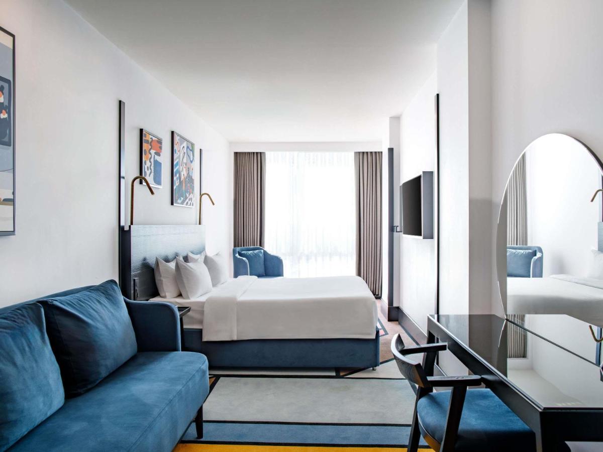 Mercure Baku 4*
