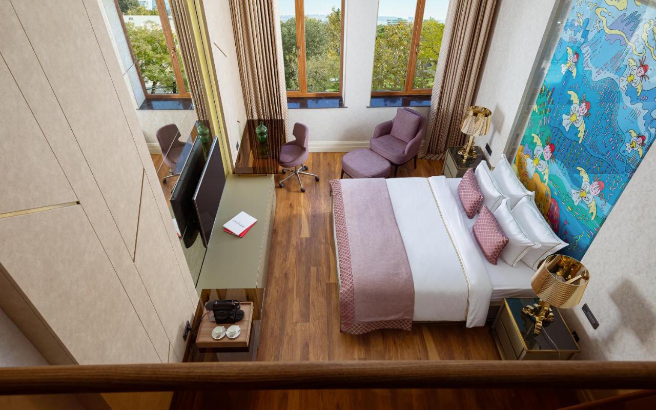 Art Gallery Hotel 4*