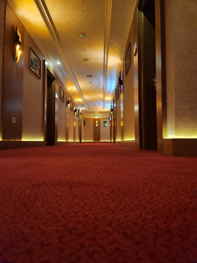 Raymond Hotel 2*, фото 14