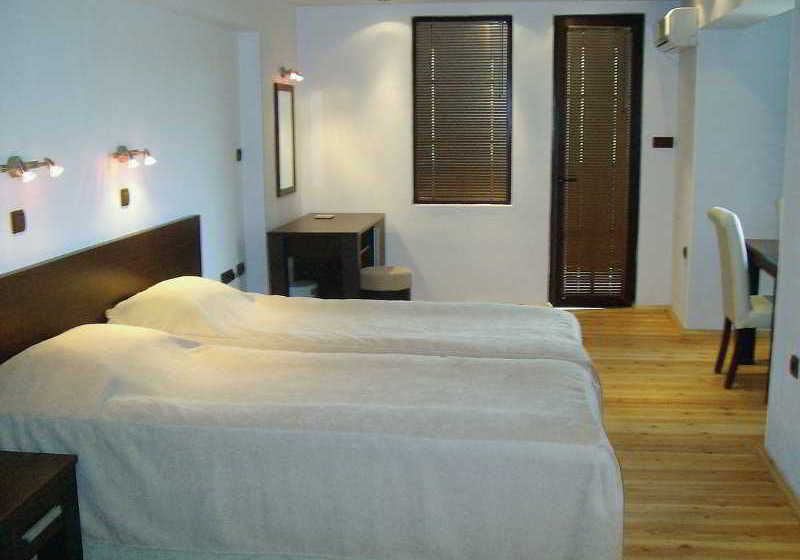 Rashev Minotel 3*