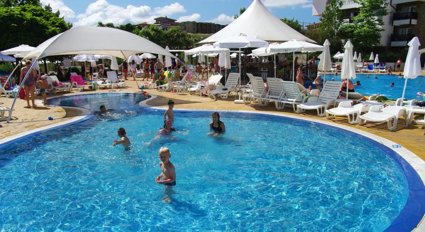 Bella Vista Beach Club 4*