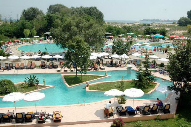 Aronia Beach 4*