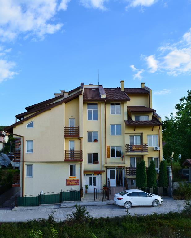 Velena 2*