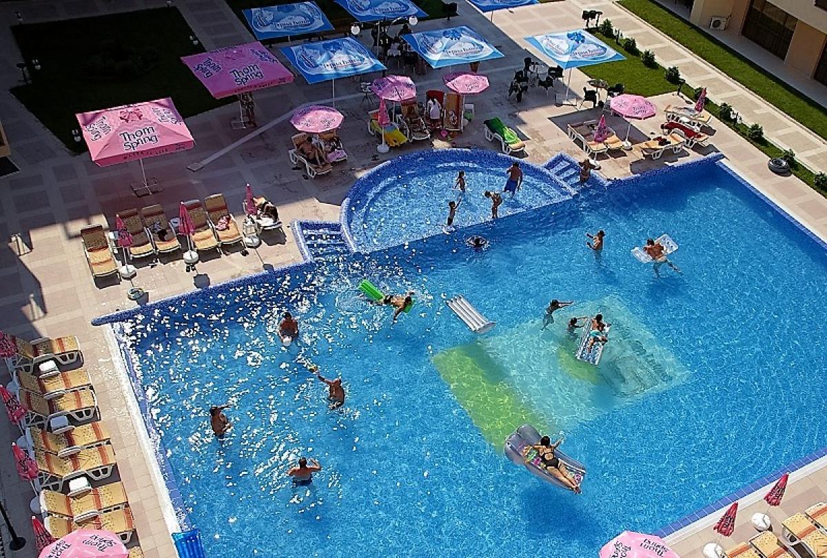 Roxy Apartments 3*